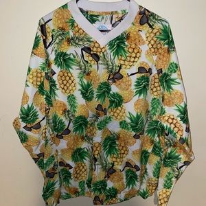 Mens medium pineapple crewneck